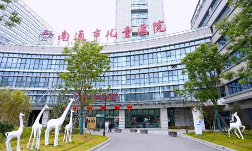 萬家團(tuán)圓時，他們24小時守護(hù)“新生”不打烊